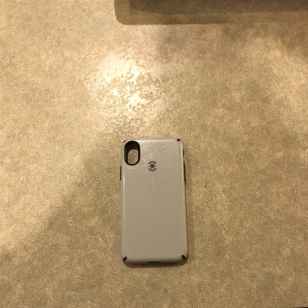 iPhone X speck case